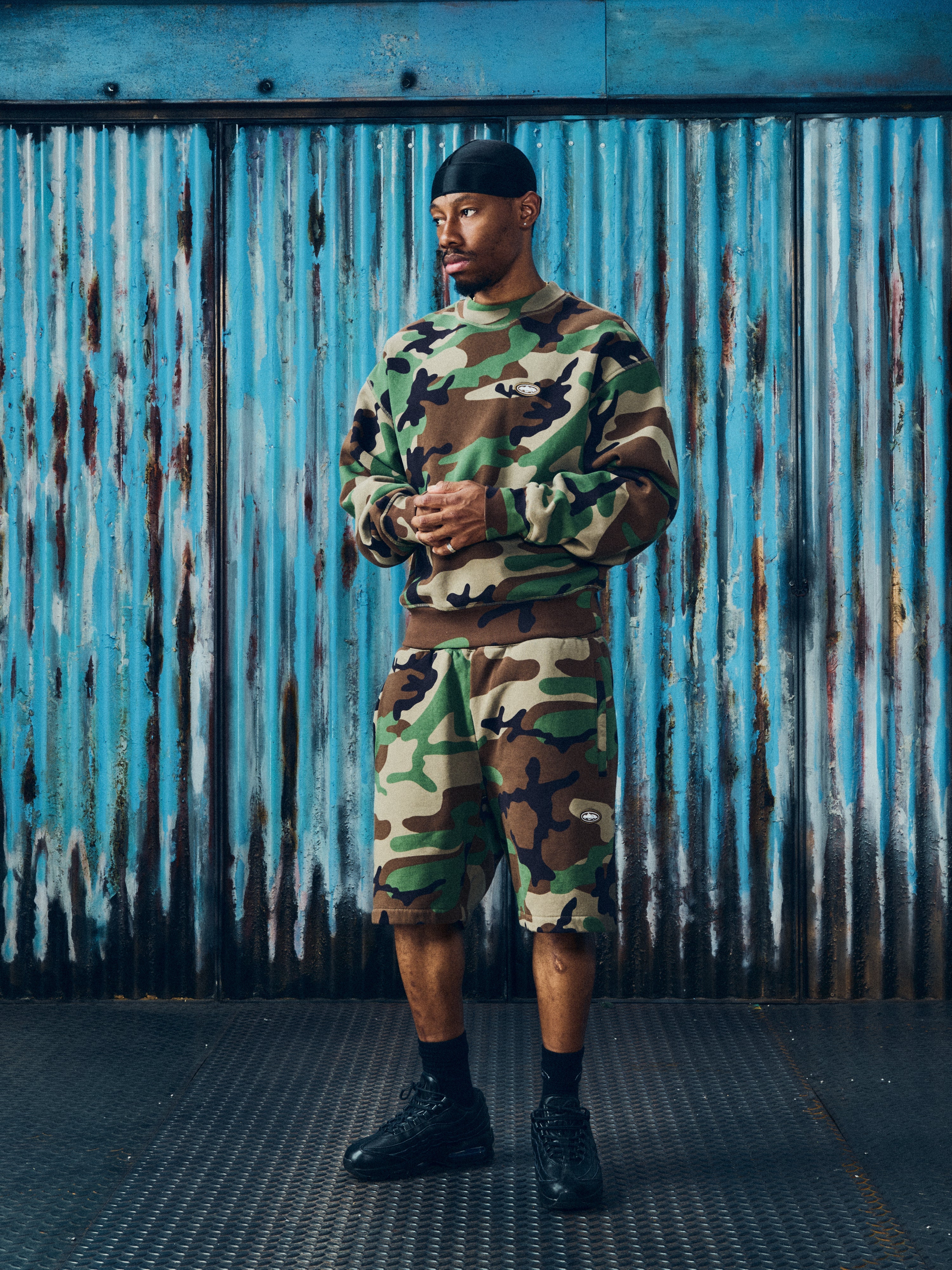 MINI ISLAND SWEATSHORT [WOODLAND CAMO]