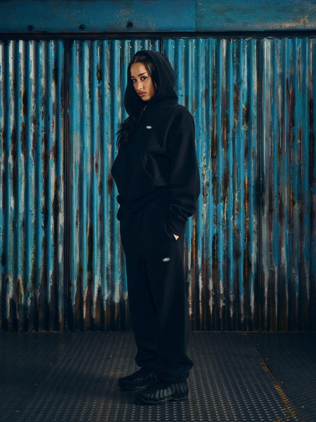 MINI ISLAND HOODIE TRACKSUIT [BLACK]