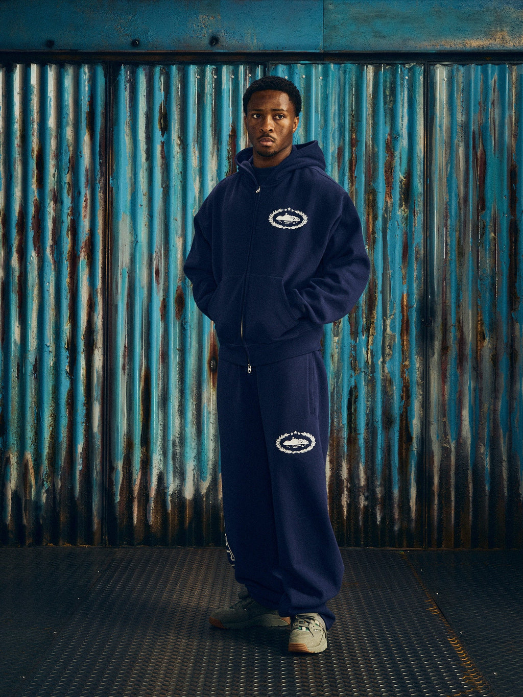 SUPERIOR ROYALE ZIP HOODIE [NAVY]